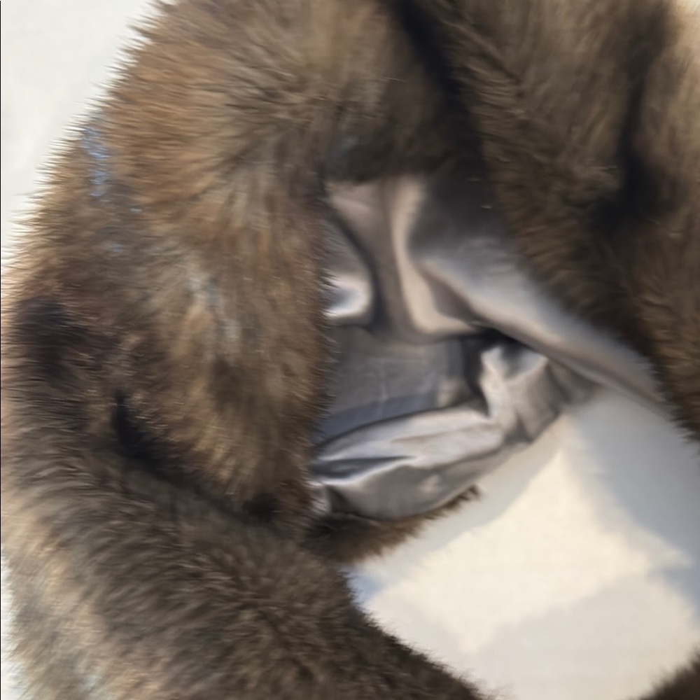 Stevie Mac Luxurious Brown Faux Fur Stole - Picture 8 of 8